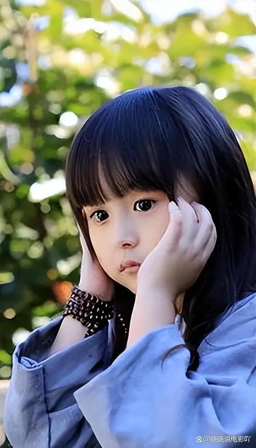 刘楚恬:2岁出道年入百万,因长相甜美被禁止整容,如今长成啥样