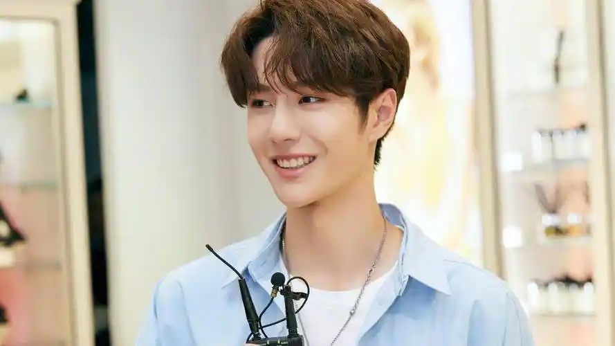 娱乐大爆料:王一博,沈月,姚安娜,童瑶,郑合惠子,袁姗姗_团队_网友_出