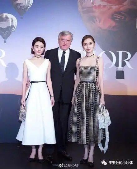 赵丽颖与angelababy同框比美评论区成两家粉丝战场