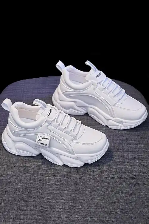 网红超火厚底小白鞋2021春季新款运动女鞋子休闲百搭老爹鞋