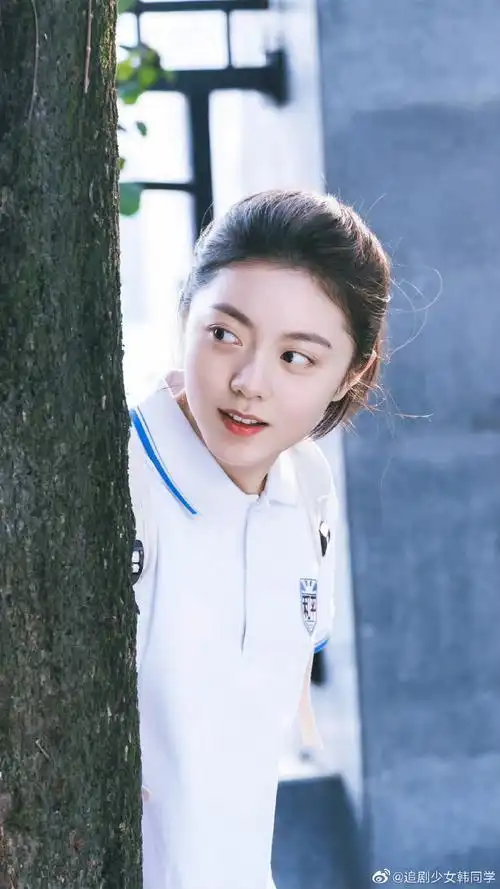 赵今麦说高中痛苦又充满动力##赵今麦一周的朋友校园剧照##电影抑周