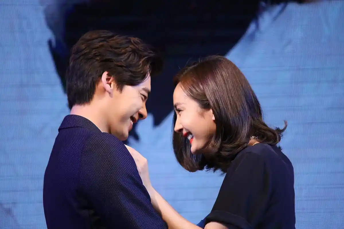 李易峰被抓,杨幂,杨洋家粉丝纷纷开始抽奖