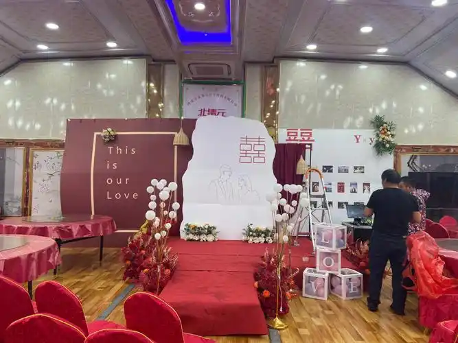 疫情结婚第7弹农村diy自制小舞台