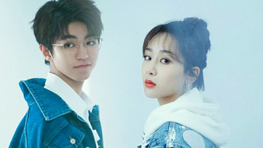 杨紫vs王俊凯 戏精姐弟上演小学生"互怼"