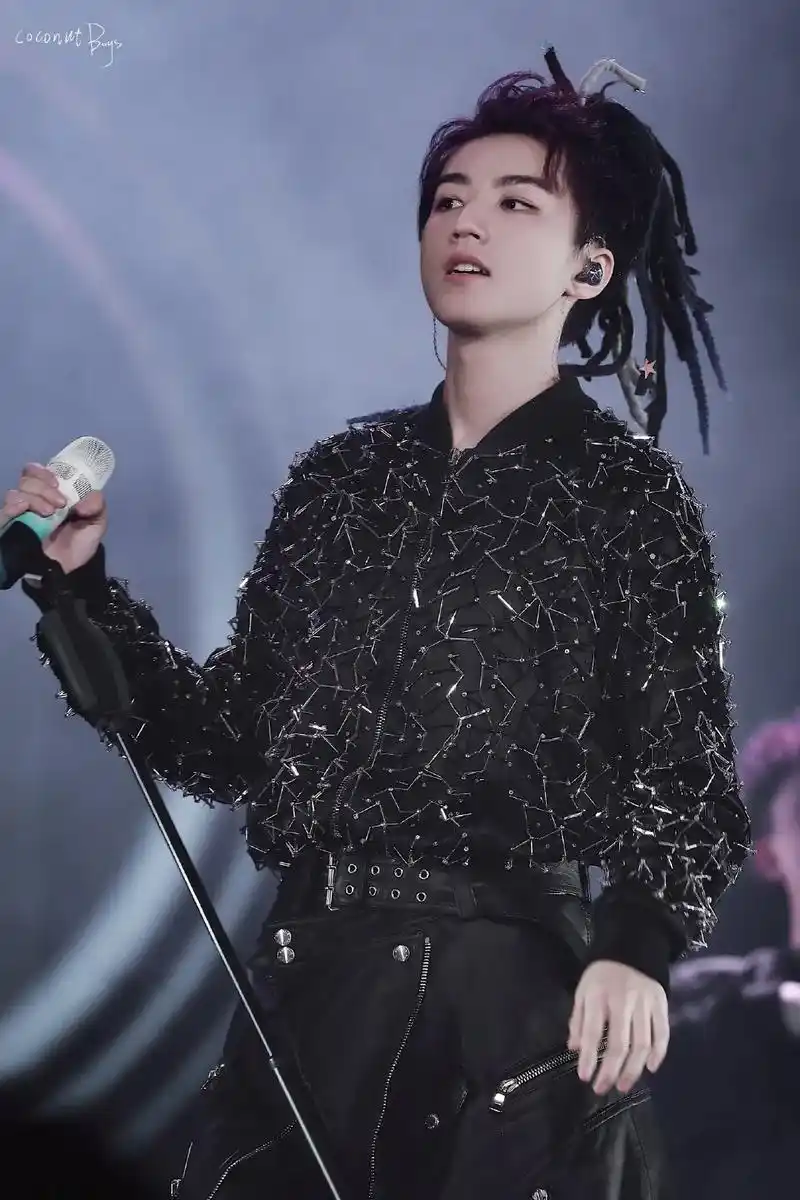 那年的无边界惊艳了我很久 #王俊凯 #2019王俊凯无边界演 - 抖音