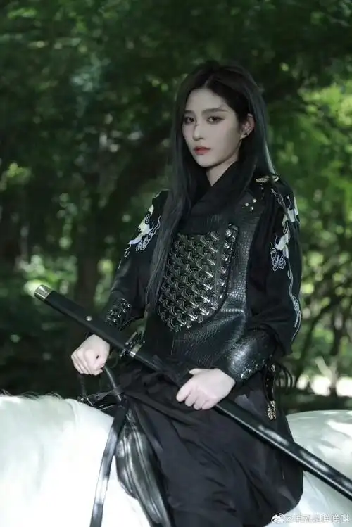 丝芭旗下美女是真不少:鞠婧祎 李艺彤 孙芮 许佳琪 赵粤 袁一琦 王奕