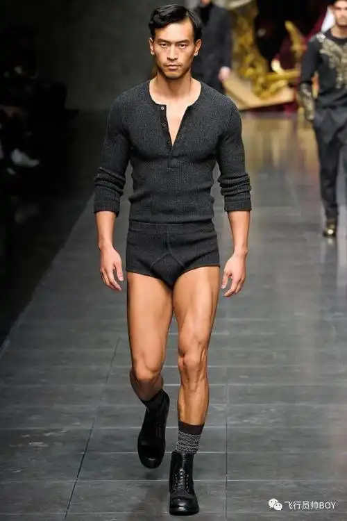 徒手把罗云熙打到缝针!这名大连男模肌肉身材有多吓人?