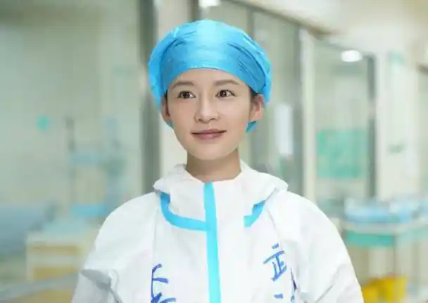 《我叫大连》太治愈了,这一次,我吹爆邓伦的演技!_李天然_李沁_人物