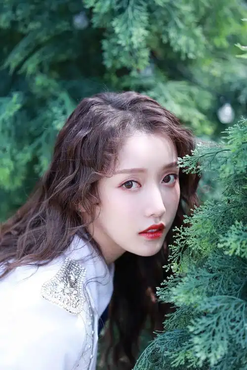 创造营2020学员姜贞羽独家写真照