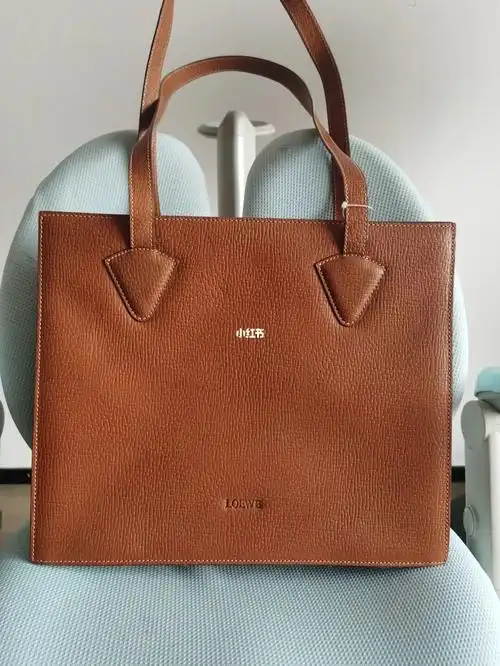 罗意威叶子托特包
