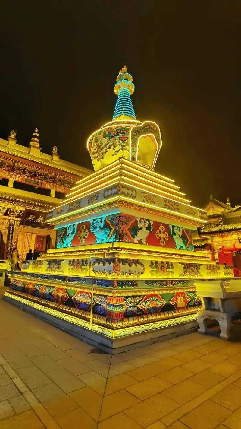 五台山(山西5a级景区)五台山因五峰而得名,也因灵山胜境,蒙 - 抖音