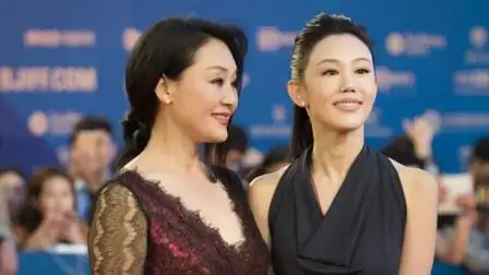 看看王姬的女儿,再看看宋佳的学霸女儿,差距真是太明显了!