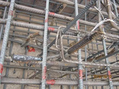 建筑工地图片 急求基础防雷接地施工图片