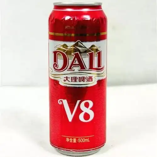 天虽然不热,但酸辣爽口的海稍鱼还是让自己要了罐装的大理啤酒v8