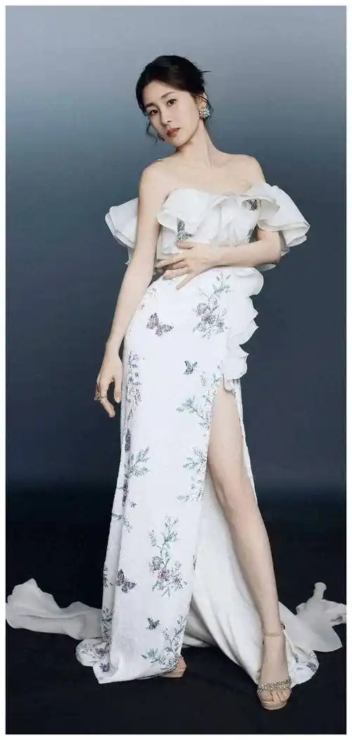 实力派歌手张碧晨 引领新潮音乐风潮,征服万千歌迷.