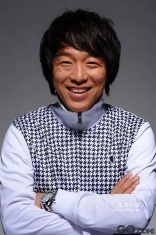 后因参演电影,电视剧而得名,这就是其貌不扬的新生代实力演员黄渤