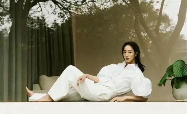 被张钧甯的发言清醒到把面包拿到手再去谈场纯粹的恋爱