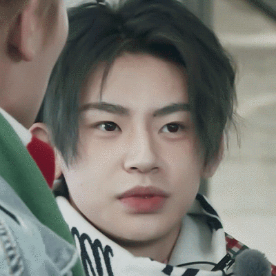 小鬼王琳凯朱正廷情头