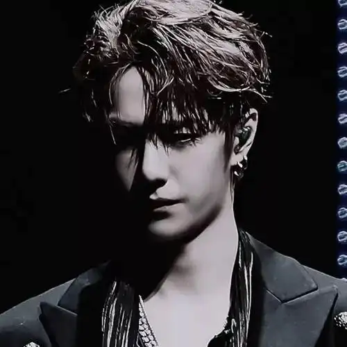 明星头像:你要的王一博来了