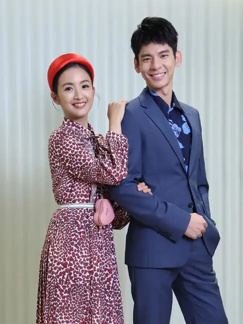 林依晨哪像37岁穿衣造型清新减龄娃娃脸显嫩袁湘琴又美回来了