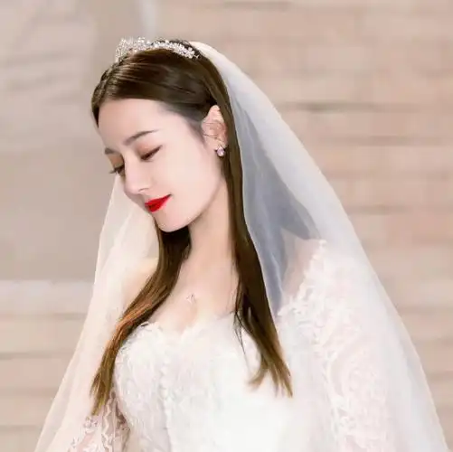 9696一波迪迪@dear-迪丽热巴婚纱照大放送～分享一下你手机里的