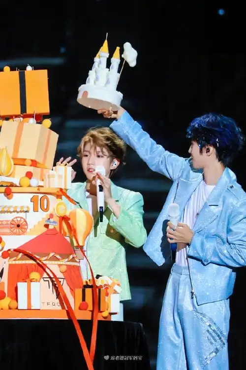tfboys十年之约演唱会##凯源
