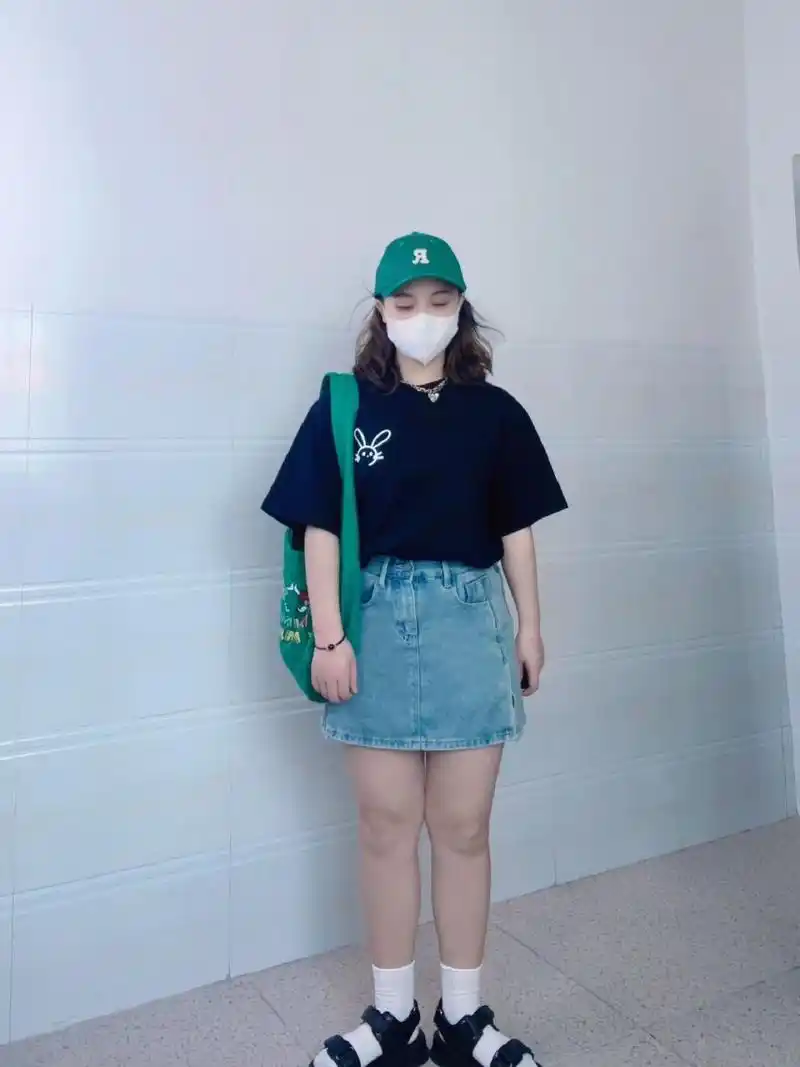 153cm110斤 | 微胖穿搭 7315今天和我的大粗腿浅浅和解一下[并不