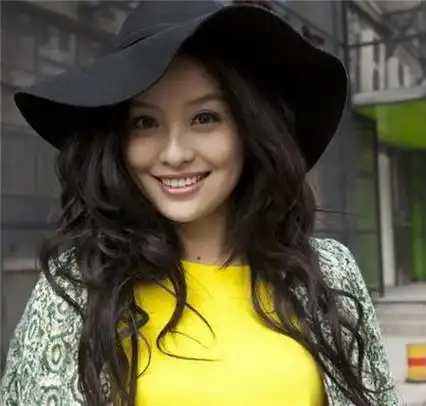 何以琛已结婚生子 钟汉良老婆齐芳儿子私下亲密照曝光