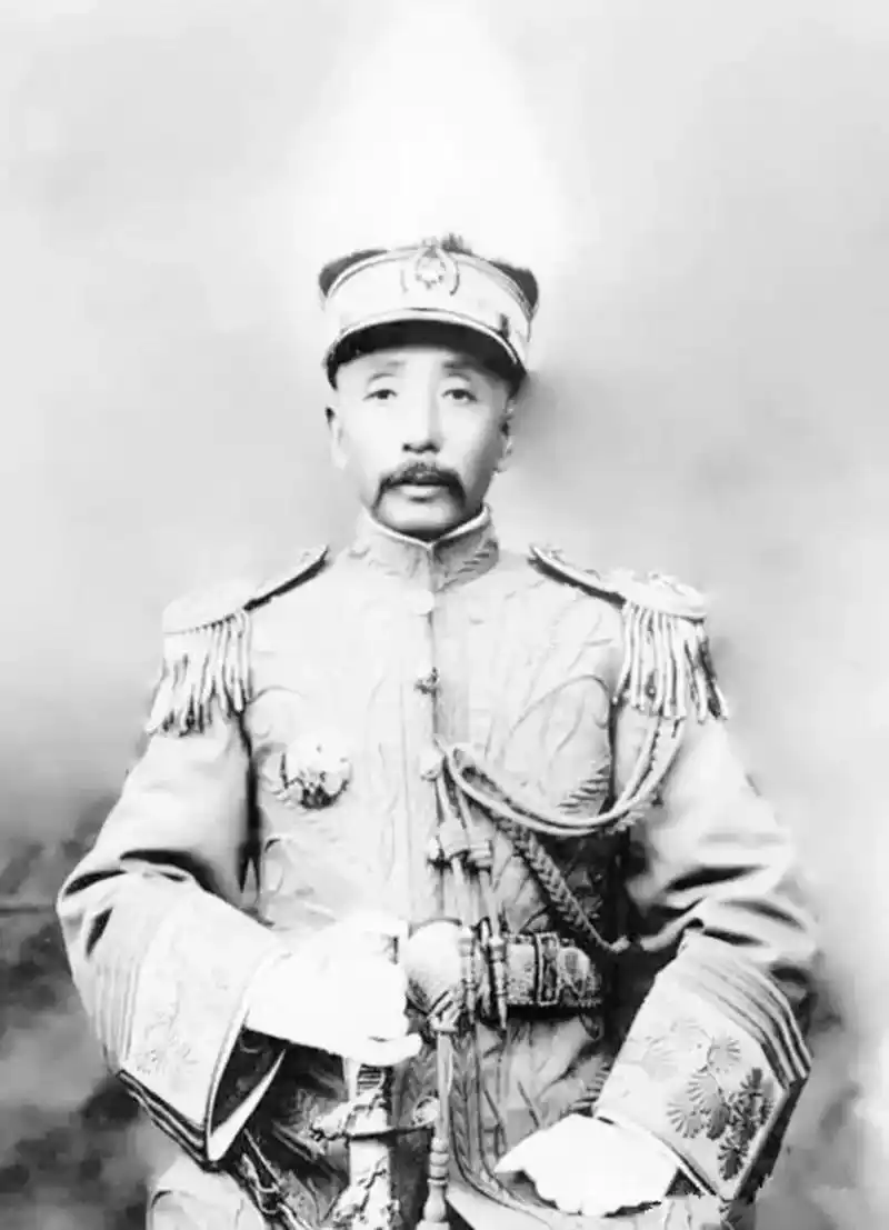 老照片:曾经烜赫一时的北洋军阀大佬们,结局却少有善终_袁世凯