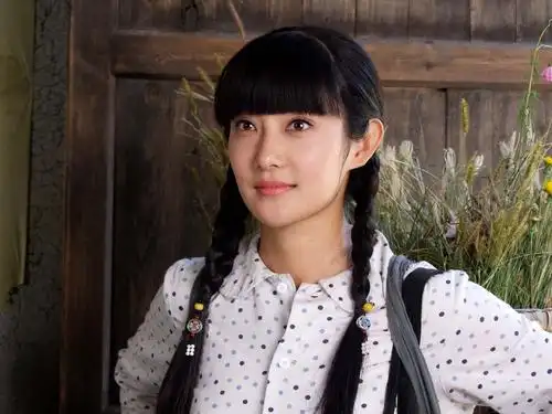 刘琪奕新剧《青谷子》完播 质朴剧照显清新_电视剧_爱特豆