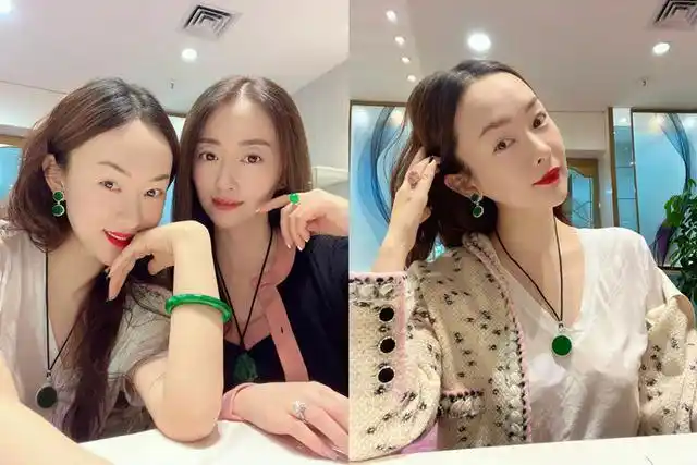 这次闺蜜聚会,霍思燕也是选择了一件纯白色的t恤作为自己的打底衫,烂