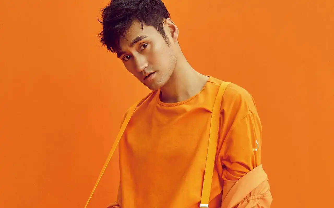 袁弘色彩写真帅气图片桌面壁纸