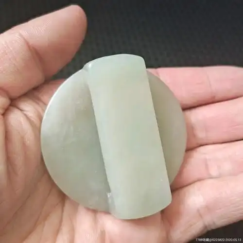 清末民国和田玉兰花纹腰带扣