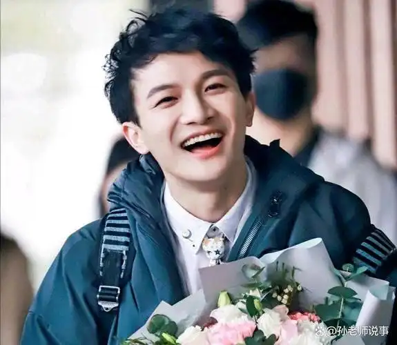 乌克兰求学之路,彰显周深人品谦逊真诚,音乐造诣深厚独特