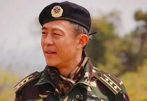 侯勇为什么总是饰演特种兵老大,今天终于在这里找到了原因