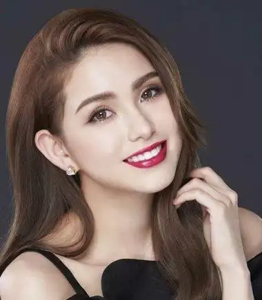 娱乐圈有哪些女明星是心形脸 菱形脸和心形脸的区别及适合的发型