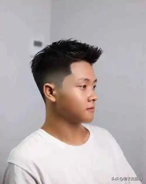 初中男生发型大全图片(初中男生发型大全图片帅气)