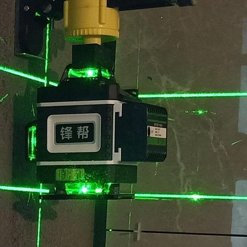 墙地两用红外线水平仪细线绿光16线自动打线水平仪蓝光12线高精度