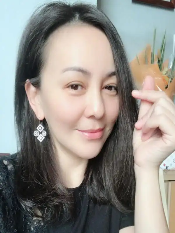 明天出院!王琳晒素颜自拍比心微笑感谢网友关心