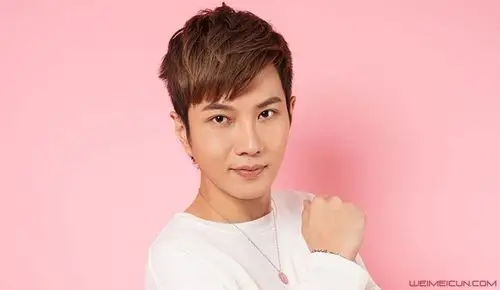 何孟怀是谁 何孟怀个人资料家庭背景及情史曝光不简单