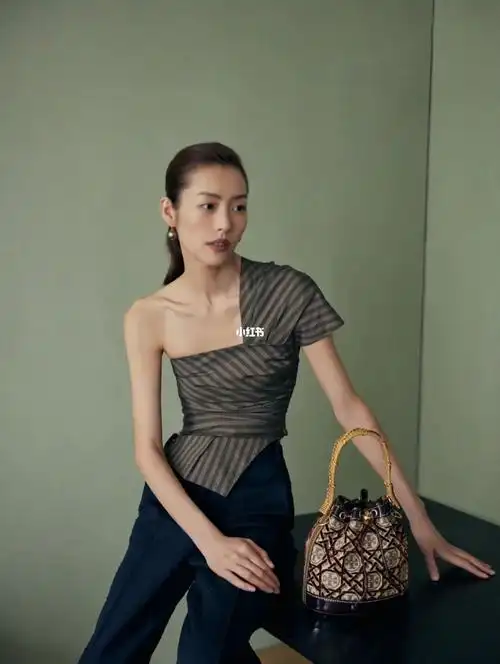 burch汤丽柏琦#刘雯#刘雯同款#刘雯私服#toryburch汤丽柏琦#toryburch