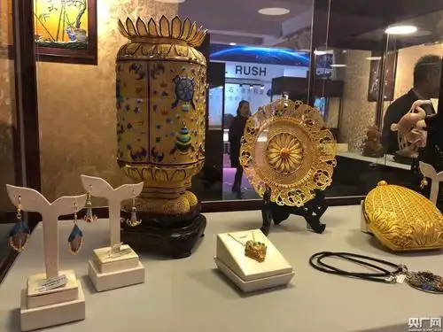 2019中国国际珠宝展开幕 展现匠心国潮