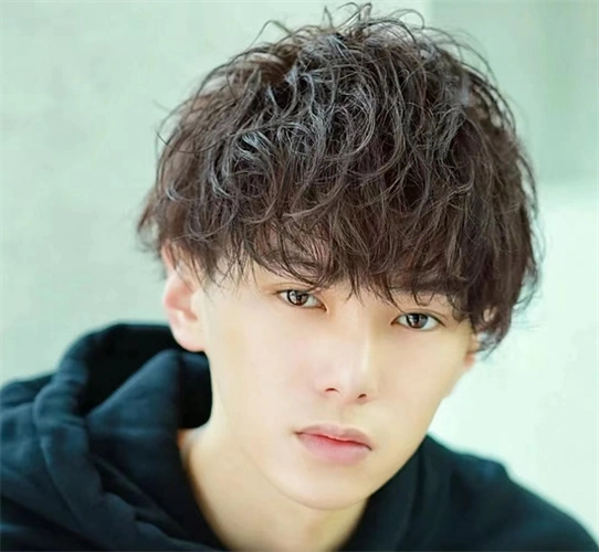 日系帅气男生烫发 纹理烫 定位烫=帅哥_男生烫发 - 美发站