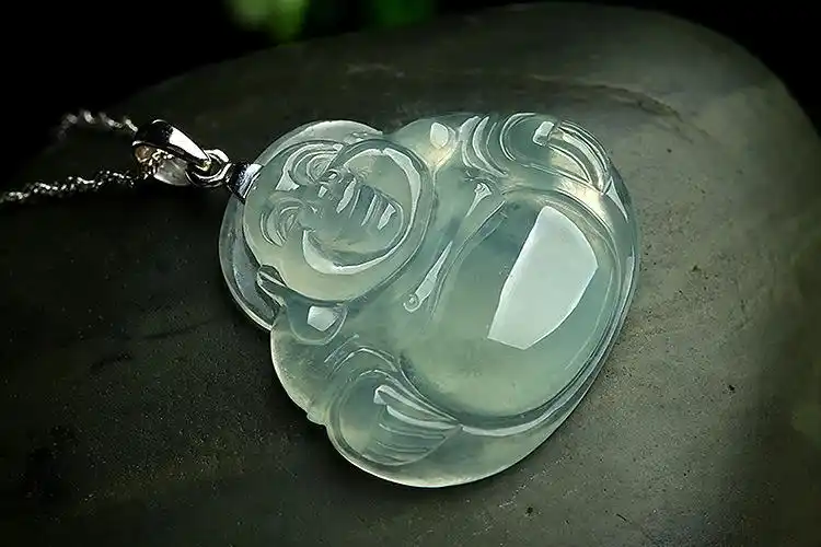 纯净玉佛吊坠女款玉吊坠女翡翠玉佛吊坠女款弥勒佛玉带证书送银链