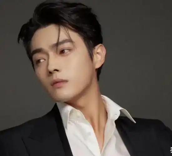 拒资本丑孩子带来的审美降级,看普通人家孩子"横店小王子"许凯