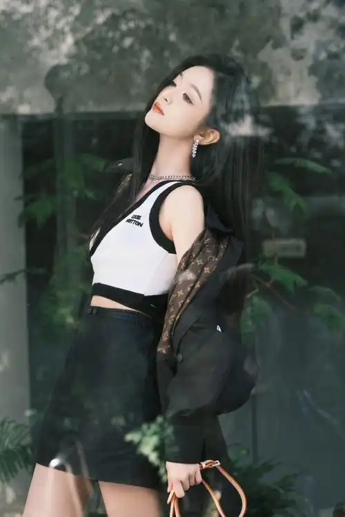 吴宣仪我要逆风去##向朝阳的调色盘