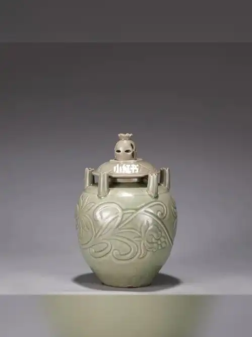 唐代越窑秘色青瓷五管瓶