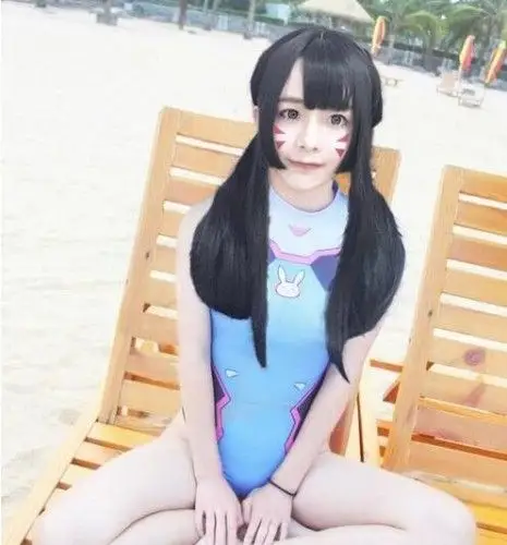 国服第一女装大年夜佬全夷易近轩墨宝宝 大年夜秀比基尼照