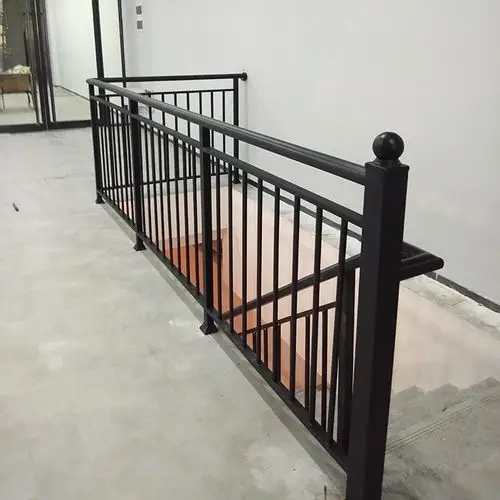 厂家定制铁艺楼梯扶手铁艺护栏出口品质天台阳台围栏批发供应