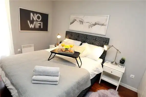 2024年9月最佳安床日子_民俗文化_卜易居